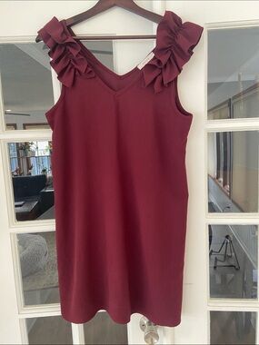 entro by Anthropology Burgundy Ruffle-Shoulder Mini Shift Dress